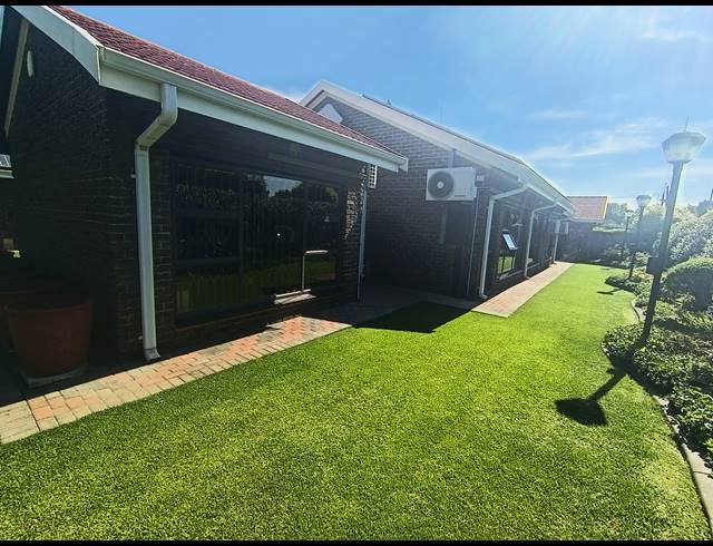 3 BEDROOM HOUSE FOR SALE IN GOLF PARK